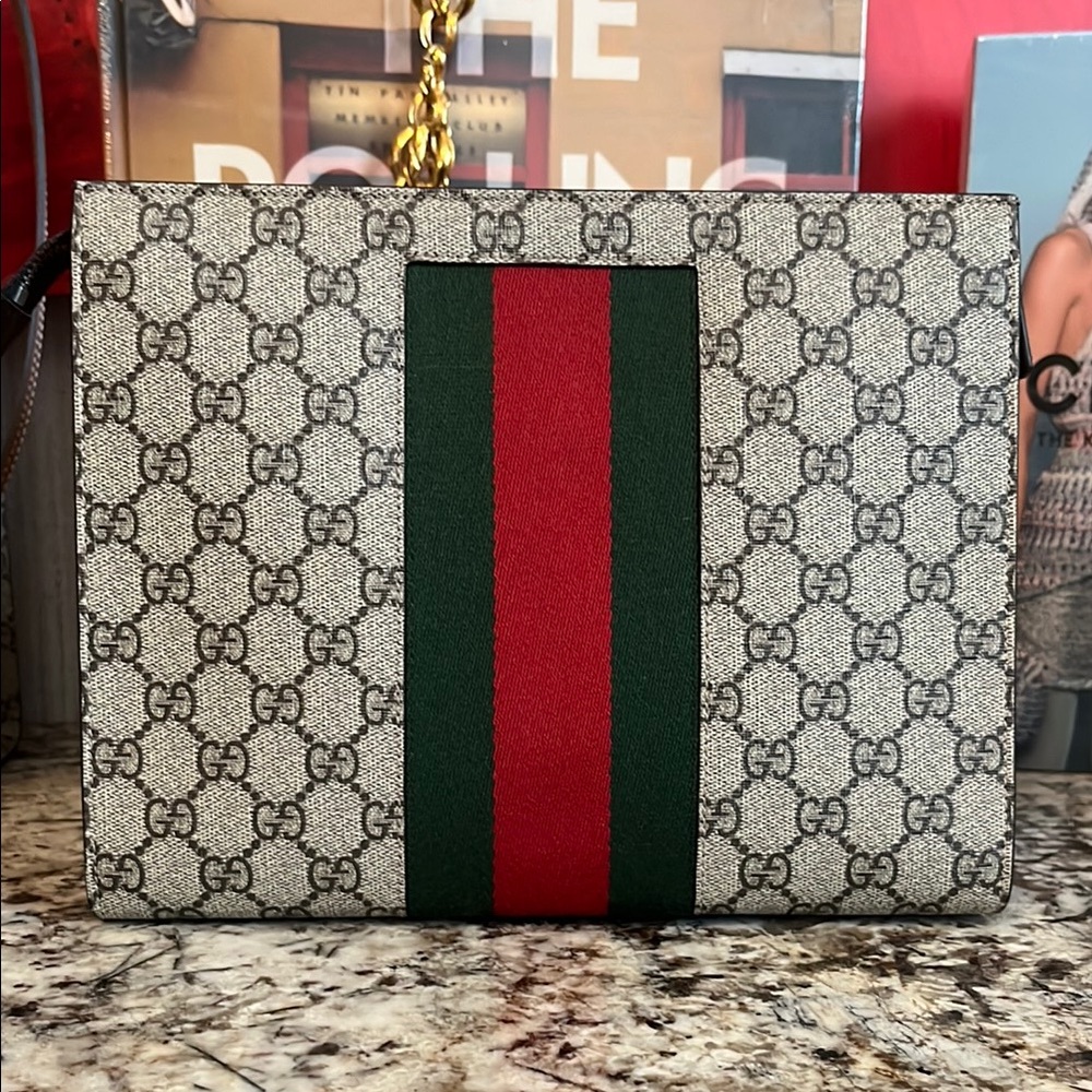 Beautiful Gucci Monogram Crossbody Bag/Makeup Bag